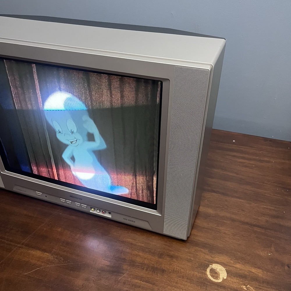 Memorex MT2012 Vintage CRT TV 20 Inch MTS Stereo Front - Rear Av & S-Video Read - Picture 3 of 12